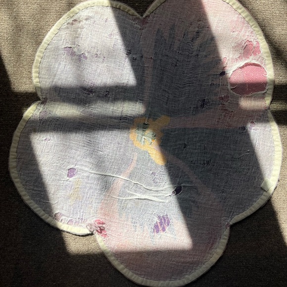 Vintage Viola Flower / pansy Area Rug - Pink, Purple,Blue - Picture 7 of 9